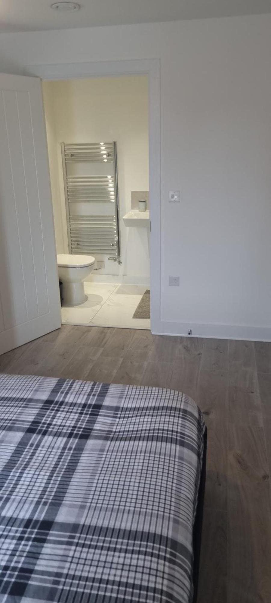 Lush King Ensuite In A Shared * Manchester